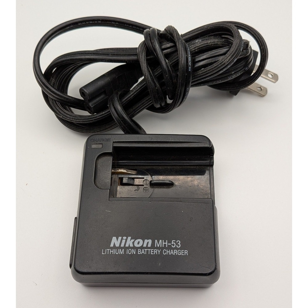 Nikon Battery Charger Unisex OS Black Good MH-53 EN-EL1 Coolpix Accessory